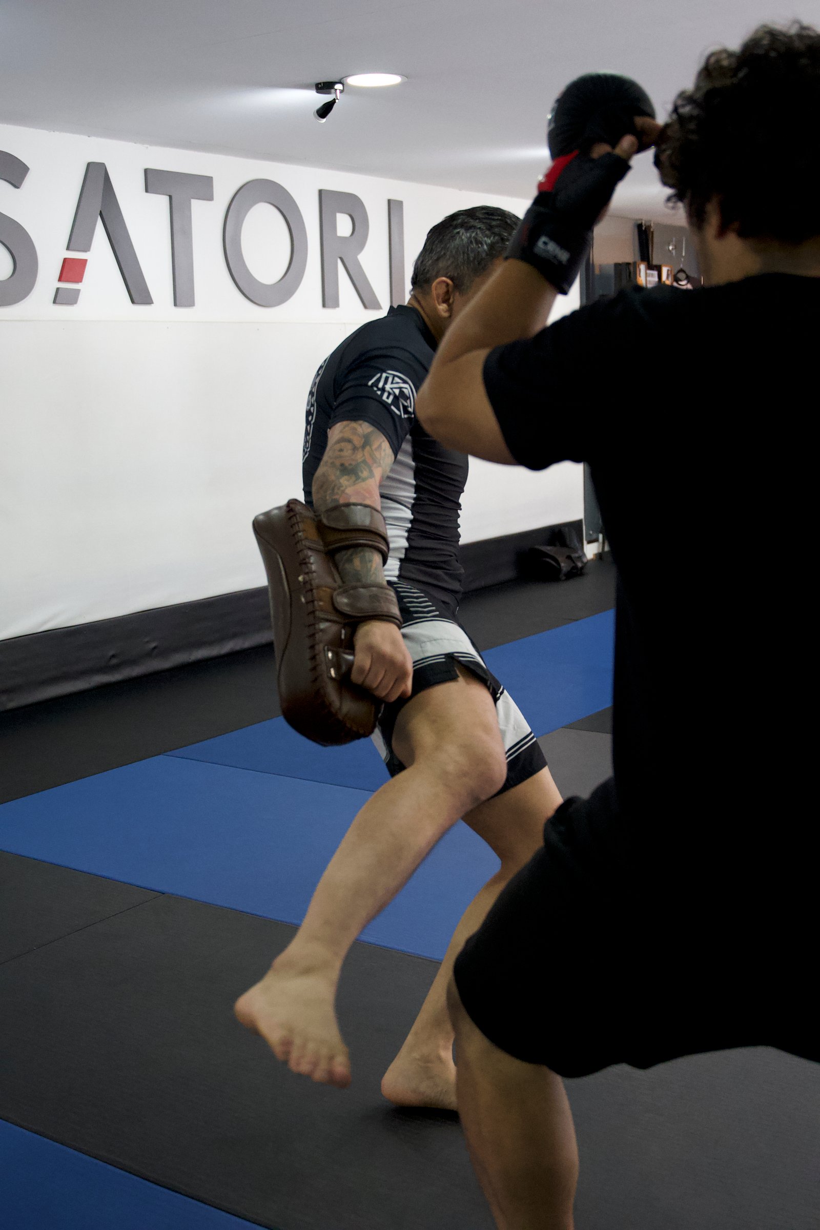 Clase de MMA para adultos